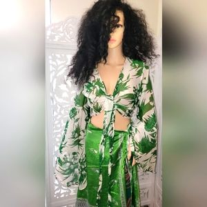Exotic Silk Boho Green & White Tie Front Crop Top